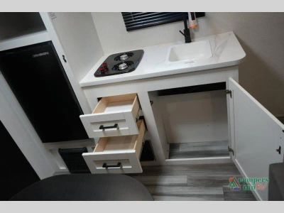 2027 Jayco Jay Flight SLX — photo 23 view