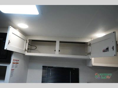2027 Jayco Jay Flight SLX — photo 21 view