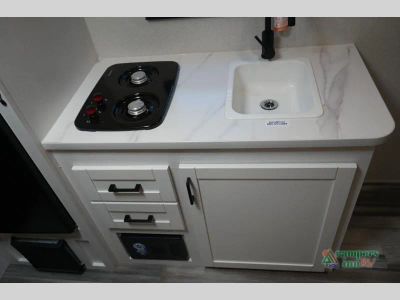 2027 Jayco Jay Flight SLX — photo 22 view