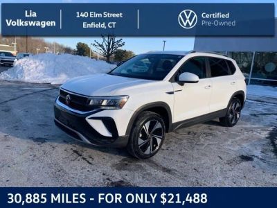 2023 Volkswagen Taos SE - Photo 2