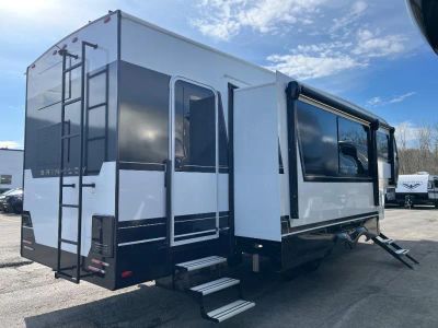 2026 Brinkley Model Z - Photo 4
