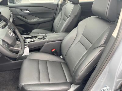 2026 Nissan Rogue — photo 9 view