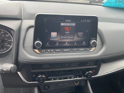 2026 Nissan Rogue — photo 12 view