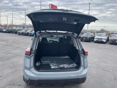 2026 Nissan Rogue — photo 18 view