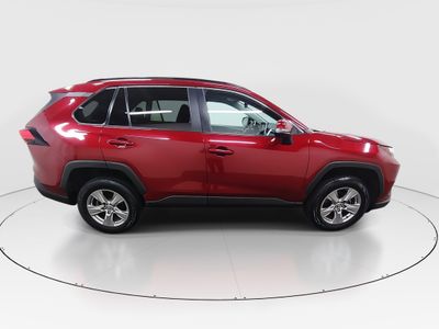 2023 Toyota RAV4 - Photo 8