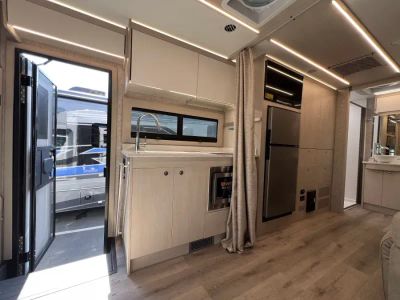 2027 Tiffin WAYFARER — photo 9 view