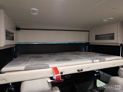 2026 Fleetwood Flair — photo 13 view