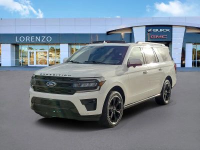 2023 Ford Expedition Max Limited in Star White Metallic Tri-Coat — front three-quarter view