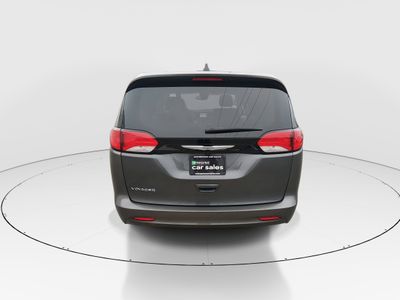 2023 Chrysler Voyager - Photo 6