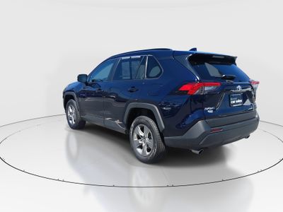 2025 Toyota RAV4 - Photo 5
