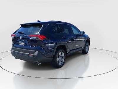 2025 Toyota RAV4 - Photo 7