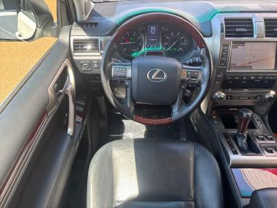 2016 Lexus GX - Photo 2