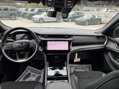 2026 Jeep Grand Cherokee — photo 34 view
