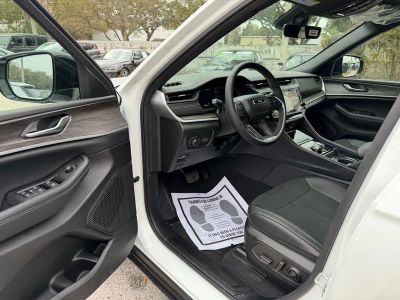 2026 Jeep Grand Cherokee — photo 15 view