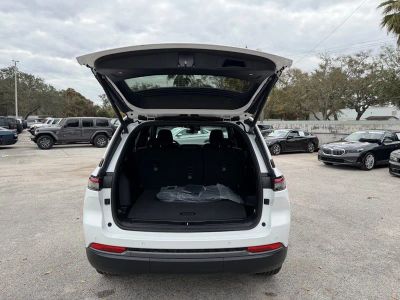 2026 Jeep Grand Cherokee — photo 37 view