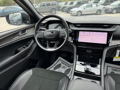 2026 Jeep Grand Cherokee — photo 35 view