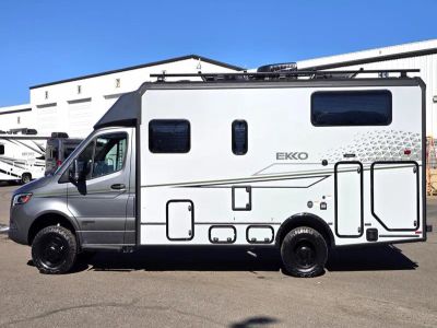 2026 Winnebago EKKO - Photo 23