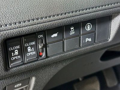 2024 Honda Odyssey — photo 8 view