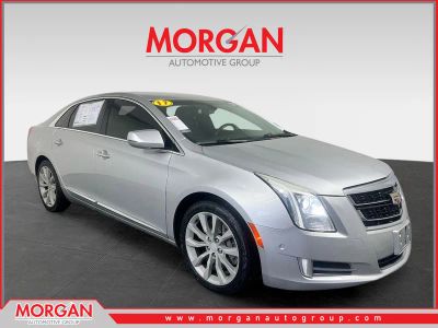 2017 Cadillac XTS Luxury in Radiant Silver Metallic — front three-quarter view