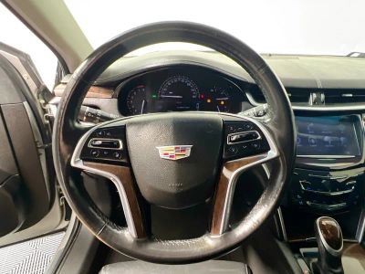 2017 Cadillac XTS — photo 15 view