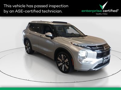 2025 Mitsubishi Outlander - Photo 1