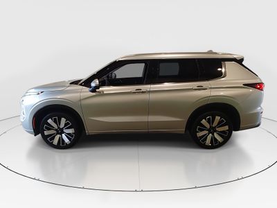 2025 Mitsubishi Outlander - Photo 4