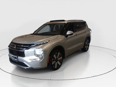 2025 Mitsubishi Outlander - Photo 3