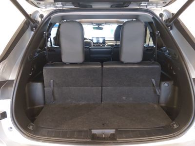 2025 Mitsubishi Outlander - Photo 11