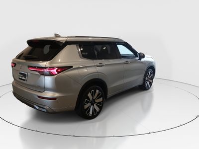 2025 Mitsubishi Outlander - Photo 7