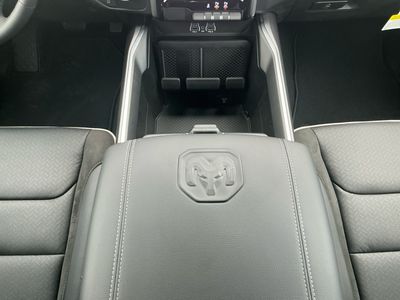 2026 Ram 1500 — photo 7 view