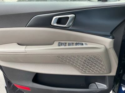 2026 Kia Carnival — photo 20 view