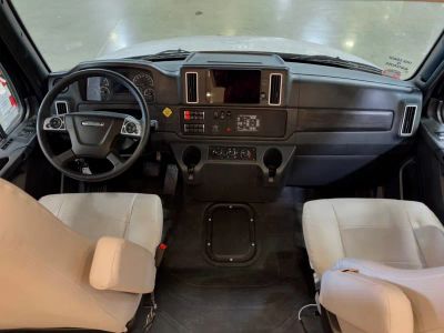 2026 Tiffin ALLEGRO BAY — side profile view