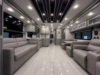 2026 Tiffin ALLEGRO BAY — engine compartment view