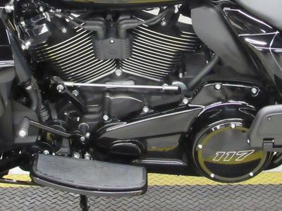 2025 Harley-Davidson FLHXU - Street Glide Ultra - Photo 11