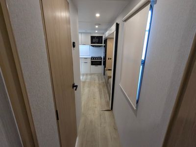 2026 Winnebago Thrive — photo 7 view