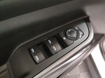 2023 GMC Acadia - Photo 22