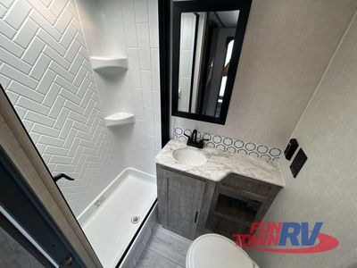 2023 Forest River RV Surveyor Legend X - Photo 28