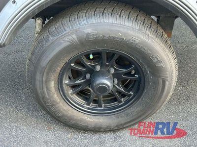 2023 Forest River RV Surveyor Legend X - Photo 12