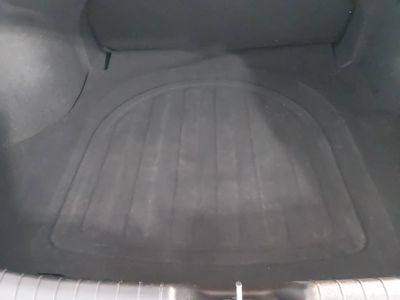 2024 Hyundai Elantra — photo 11 view
