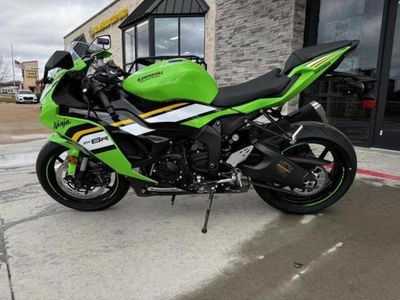 2025 Kawasaki Ninja ZX-6R - Photo 8