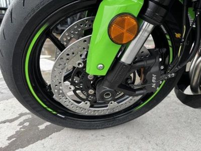 2025 Kawasaki Ninja ZX-6R - Photo 10