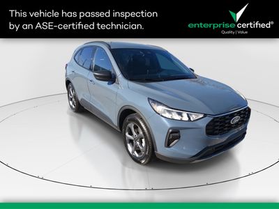 2025 Ford Escape ST-Line FWD — front three-quarter view