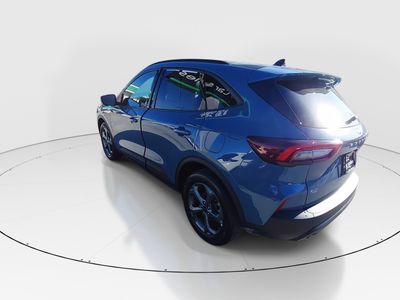2025 Ford Escape — detail view