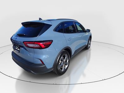 2025 Ford Escape — photo 7 view