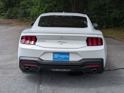 2024 Ford Mustang - Photo 4