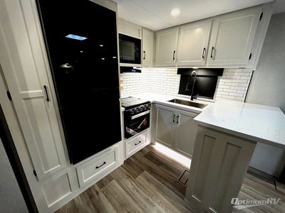 2026 Venture RV SportTrek Touring Edition - Photo 17