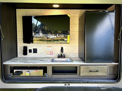2026 Venture RV SportTrek Touring Edition - Photo 18
