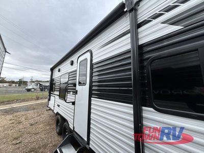 2026 Heartland Prowler - Photo 4