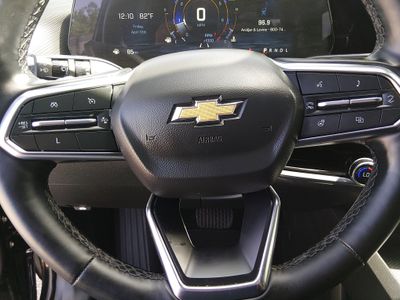 2025 Chevrolet Equinox - Photo 12