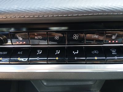 2025 Chevrolet Equinox - Photo 19